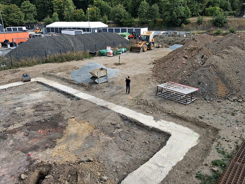 Blick vom Kran auf die Baustelle