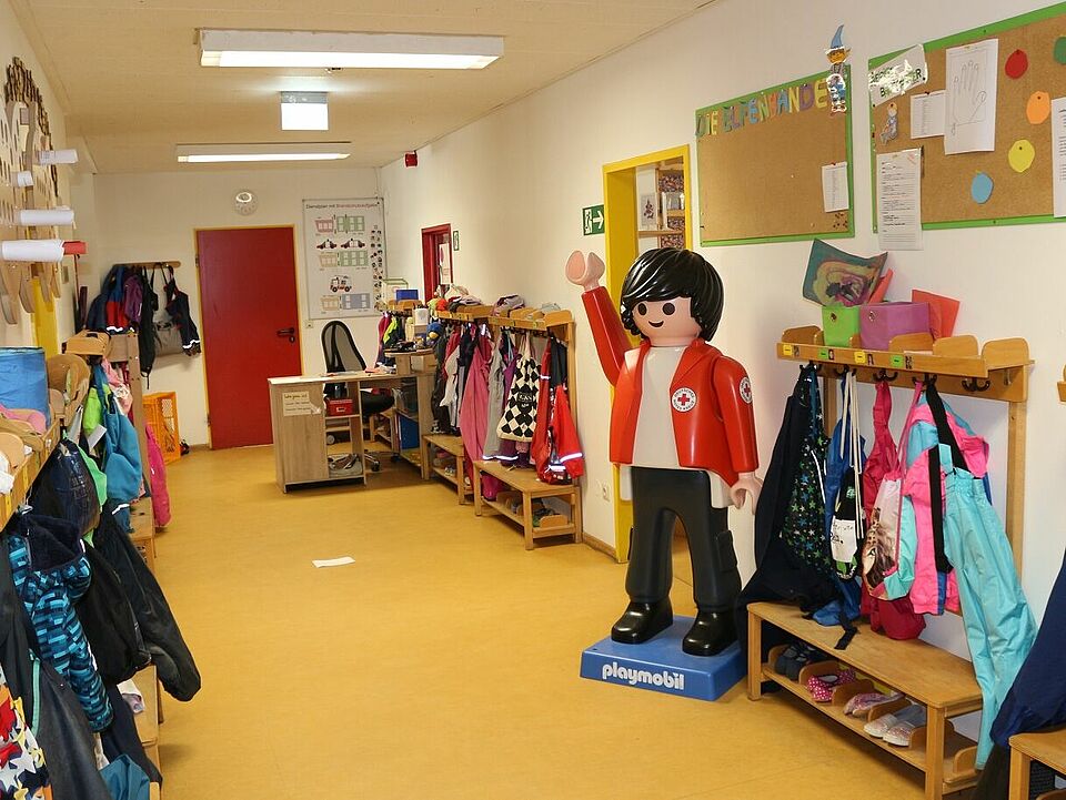 Rezeption und Garderobe Kindergarten